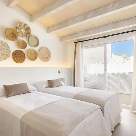Ferienhaus Fuer 5 Personen Ca 150 Qm In Ciutadella, Menorca Westkueste Von Menorca Feriehus *